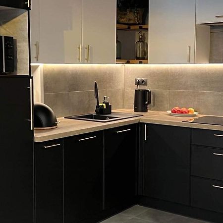 “Apartcalm - Like At Home” - Close To Subway Warsawa Bagian luar foto