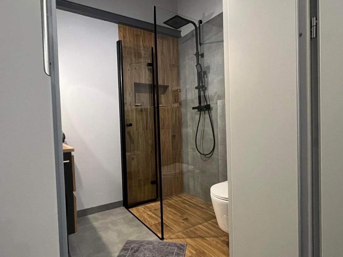 “Apartcalm - Like At Home” - Close To Subway Warsawa Bagian luar foto